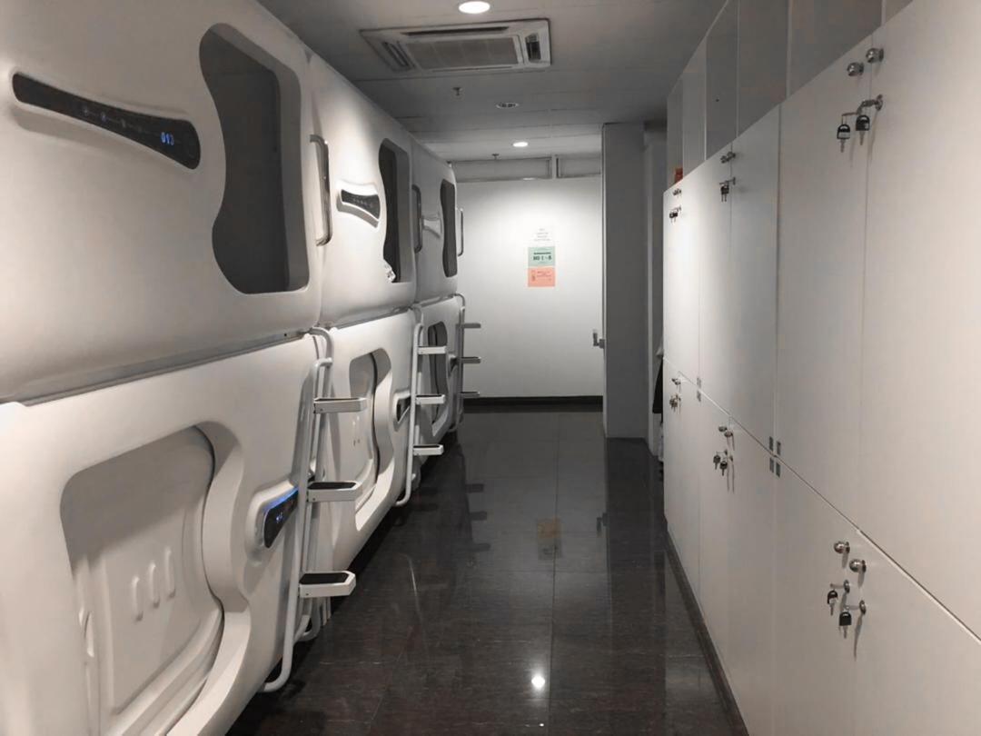 Capsule Inn Kota Kinabalu Exterior photo